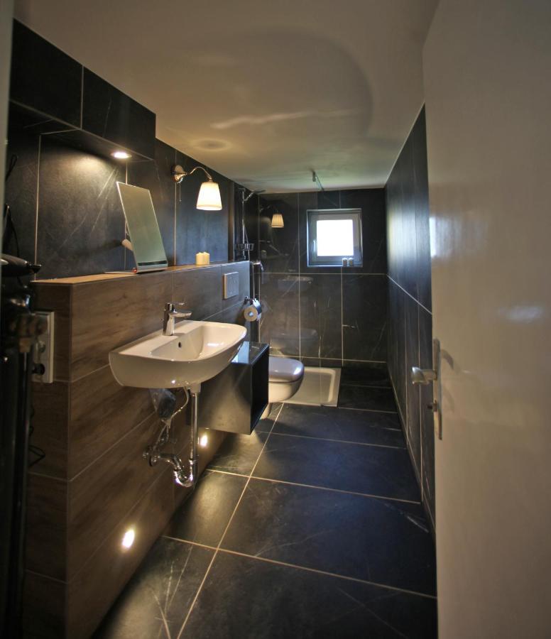 K House 5* Apartments Kaufungen Eksteriør billede